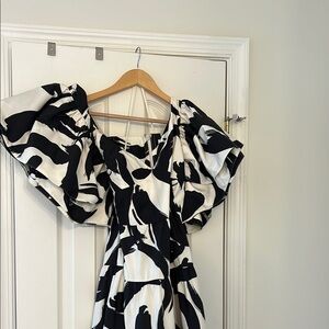 Authentic Rebeccca Valance Gown in Black and White with Puff sleeves.